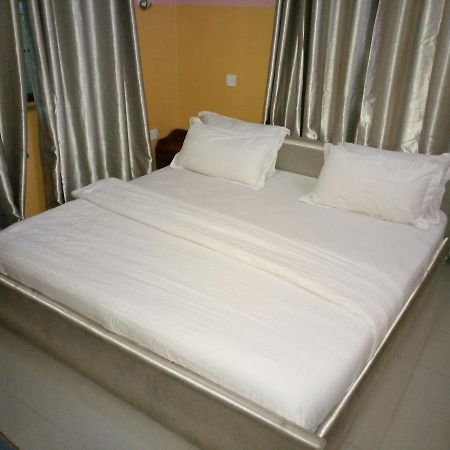 Glorious Hotel & Suites Ikotun Dış mekan fotoğraf