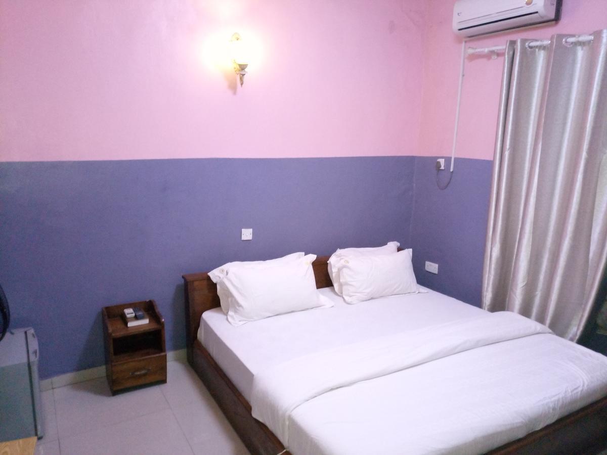 Glorious Hotel & Suites Ikotun Dış mekan fotoğraf
